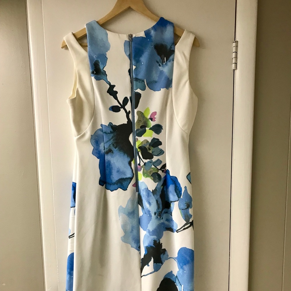 Gabby Skye Sheath Dress - Picture 3 of 7
